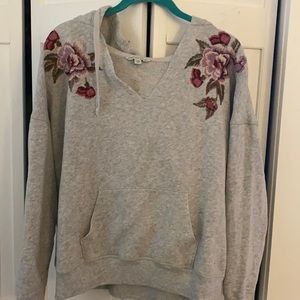 AE hoodie w/ cutout + stitched flowers🥀